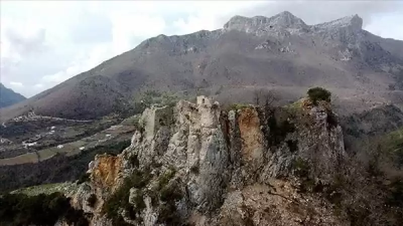 Amanos Dağları'ndaki Tarihi Şalen Kalesi De Depremlerde Zarar Gördü