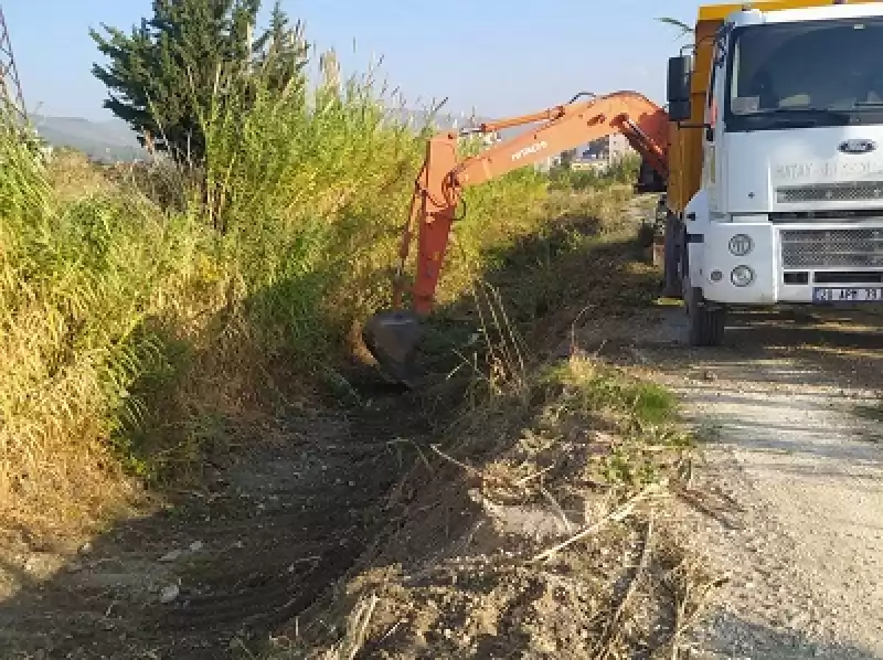 Kış Mevsimi öncesi Dere Yatakları Temizleniyor