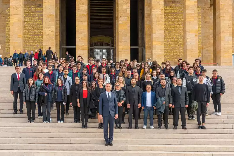 Mat Bilim Eğitim Kurumu Öğrencileri Anıtkabir’de