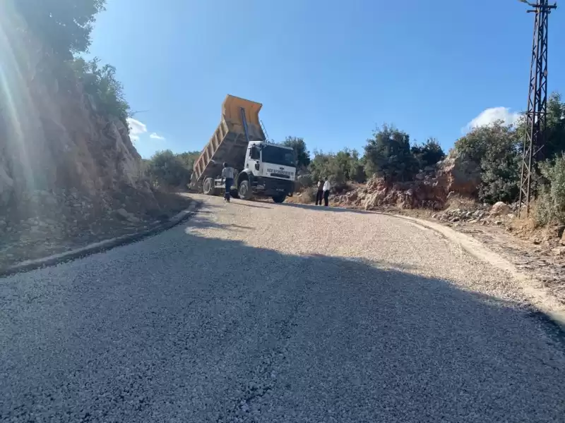 Yayladağ'nda Yol Bakım Ve Onarım çalışması