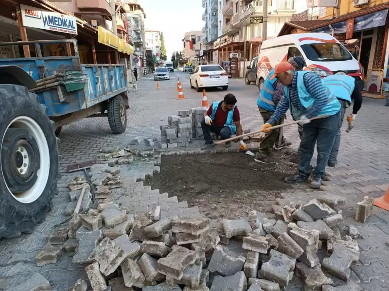 Arsuz’da Yaz’ın Yıpranan Yerler Onarılıyor