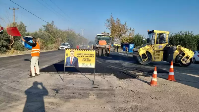 Altınözü Ve Erzin’de Asfalt çalışması Sürüyor