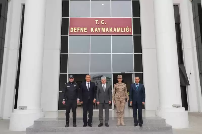 Vali Doğan, Defne Kaymakamlığına Ziyarette Bulundu