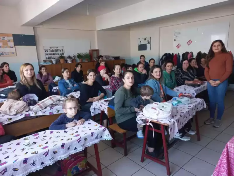 Aile Okulu Projesi Ile Hatay'da 28 Bin 296 Veliye Eğitim Verildi