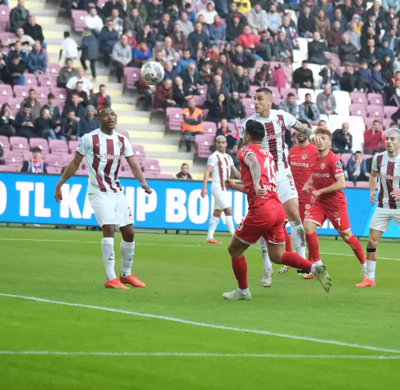 Hatayspor Sahasında Antalyaspor'la Golsüz Berabere Kaldı 