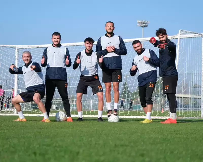 İskenderunspor'un Antalya Kampına Altyapıdan 3 Oyuncu Götürüldü