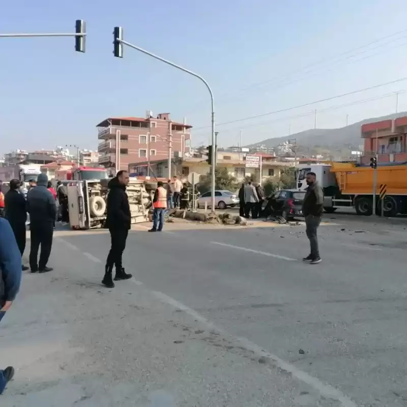 Samandağ’da Zincirleme Kaza