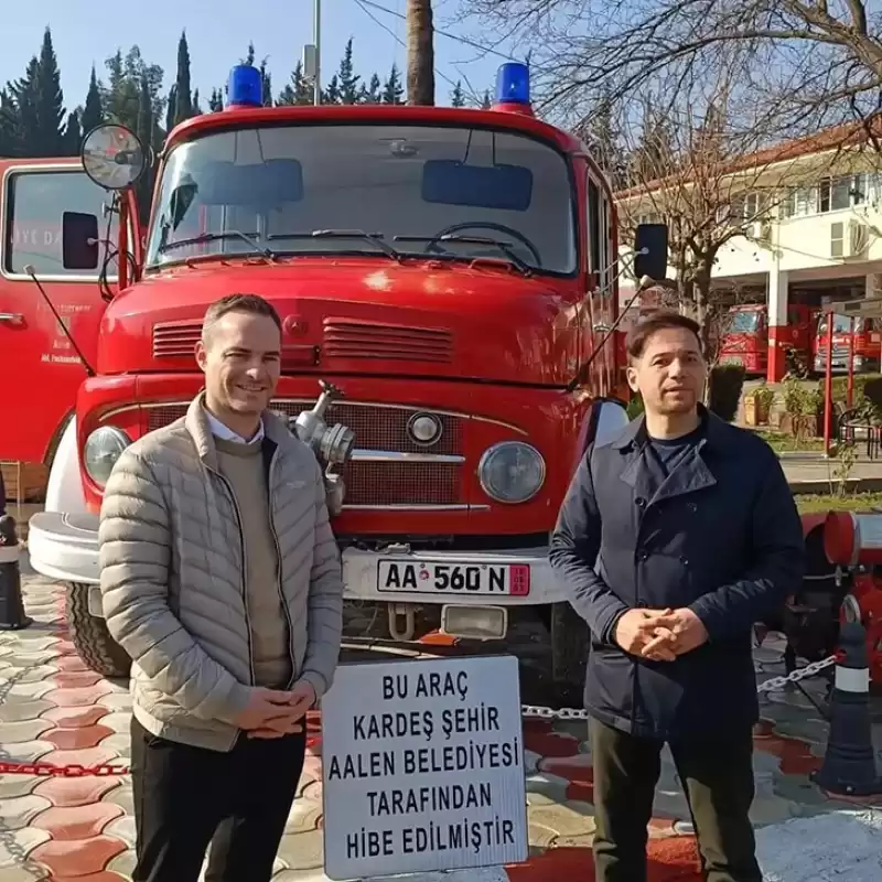 2000 Yılında Hediye Edilen Itfaiye Aracını Yerinde Gördü