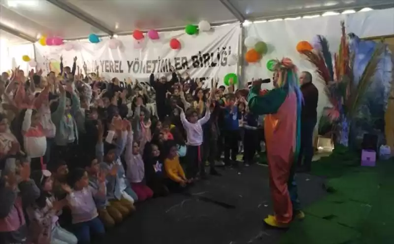 Hatay'da Depremzede çocuklar Için Etkinlik Düzenlendi