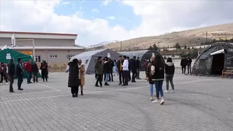 YÖK’ten Adıyaman Ve Hatay’daki öğretmenlik Bölümü öğrencilerine Staj Kolaylığı