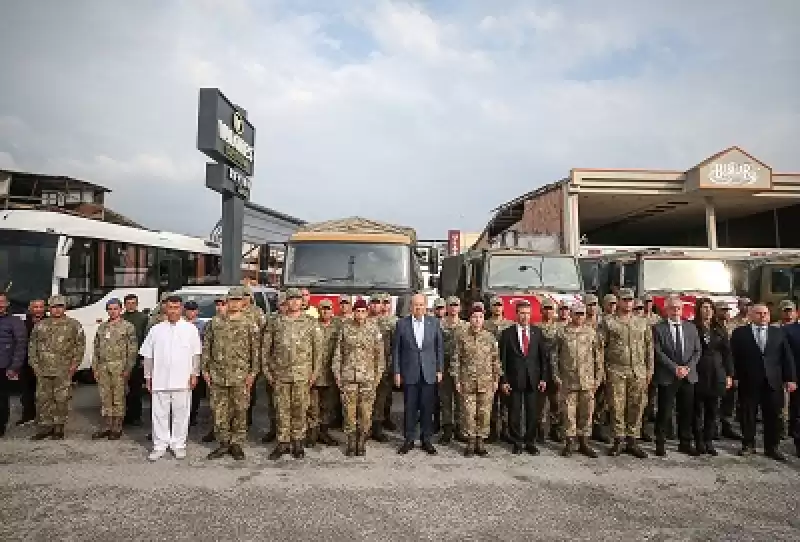 KKTC Cumhurbaşkanı Ersin Tatar, Hatay'da Askerleri Ve çadır Kenti Ziyaret Etti