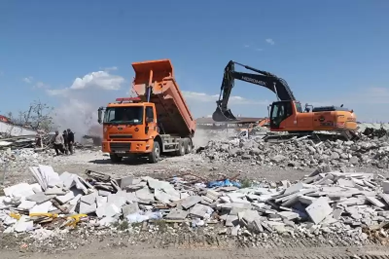 Hatay'da Bina Yıkım Ve Enkaz Kaldırma çalışmaları 29 Mahallede Sürdü