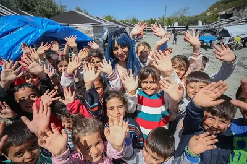 Bırakıp Gidemediği çadır Kentteki çocukların 