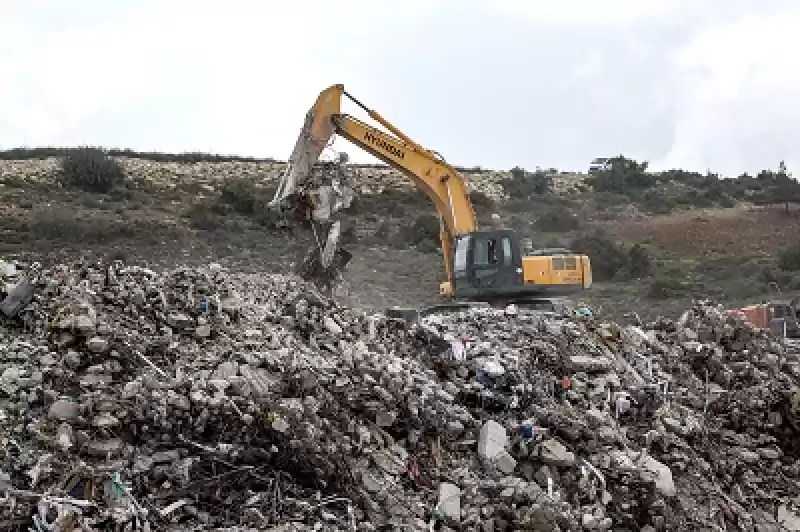 Hatay'da Yıkık Ve Acil Yıkılacak Binalarda Enkazın Yüzde 49'u Kaldırıldı