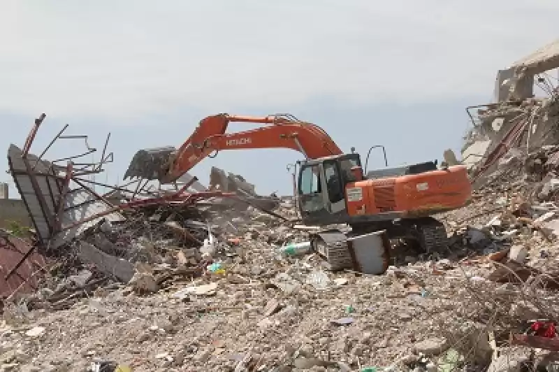 Hatay'da Bina Yıkım Ve Enkaz Kaldırma çalışmaları 57 Mahallede Yapılıyor