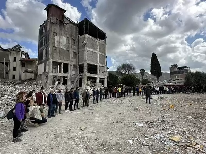 MOLOZ Değil MİRAS İnsan Zinciri Hatay Ortak Meselemiz