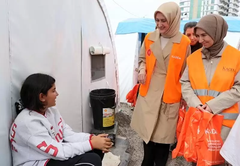 KADEM Başkanı Gümrükçüoğlu, İskenderun'da Kadın Destek Merkezini Ziyaret Etti