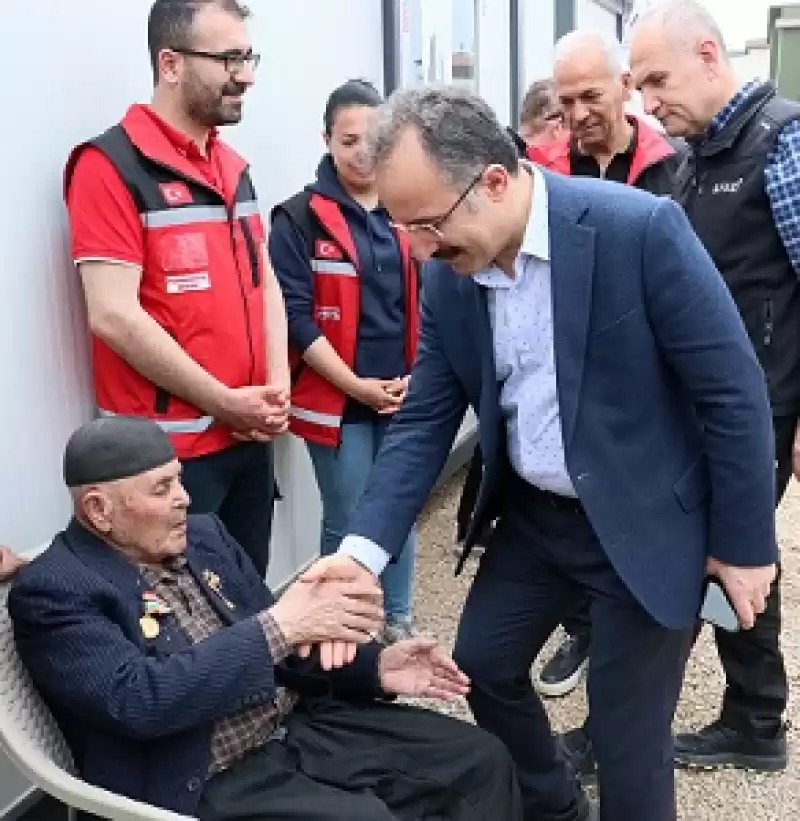 İskenderun'da Kore Mahallesi Konteyner Kenti Kurulması Için Temel Atıldı