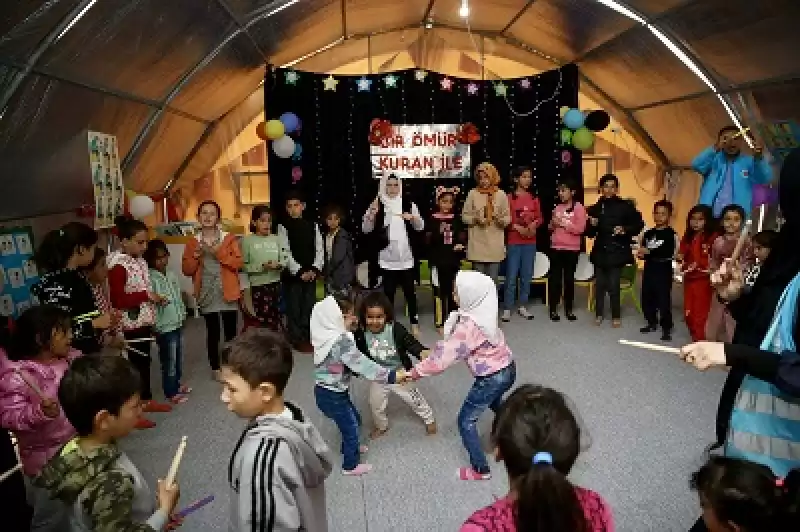 Hatay'da Afeti Yaşayan çocuklar Ramazan Etkinlikleriyle Eğlenceli Vakit Geçiriyor