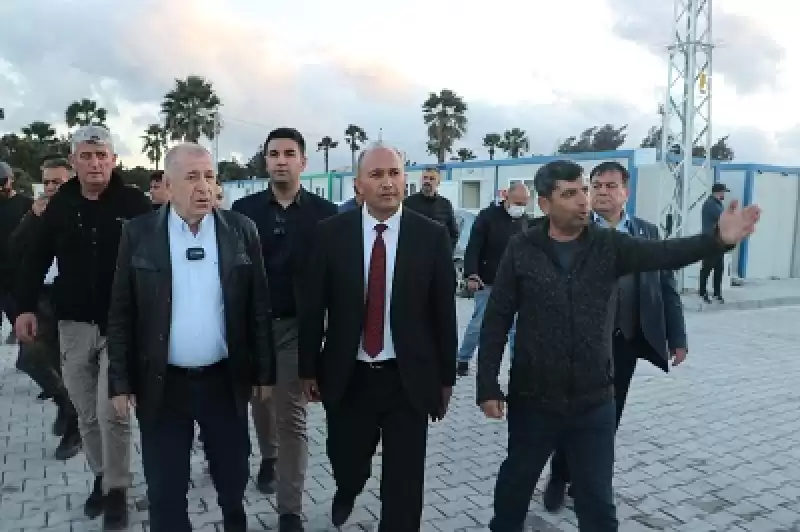 Zafer Partisi Genel Başkanı Ümit Özdağ, Hatay'da Depremzedeleri Ziyaret Etti