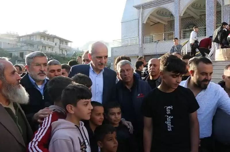 AK Parti Genel Başkanvekili Kurtulmuş, Hatay'da Depremzedelerle Buluştu