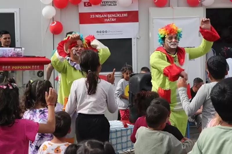 Hatay'da Depremzede çocuklar Için Bayram Eğlencesi Düzenlendi