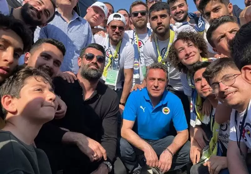 Fenerbahçe Kulübü Başkanı Koç, çadır Kentteki çocukların Bayramını Kutladı