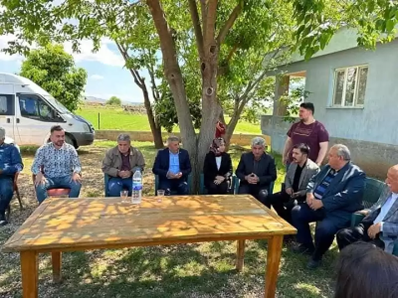 CHP Hatay Milletvekili Adayı Hatunoğlu Kırıkhan'da Esnaf Ve Vatandaşları Ziyaret Etti