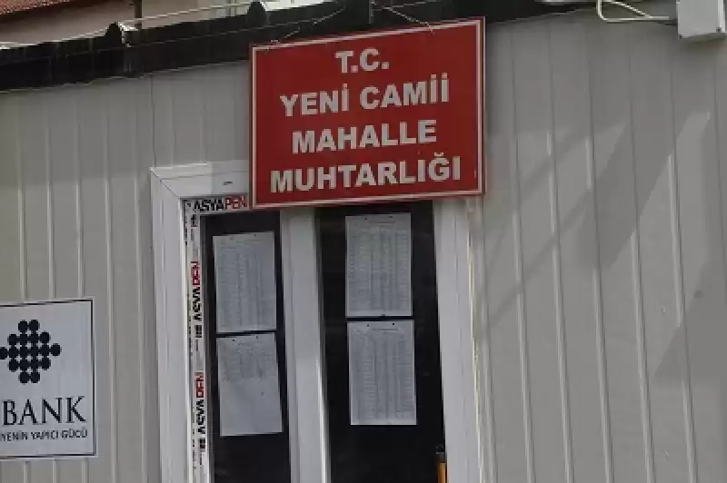 Hatay'da Muhtarlar Yan Yana Kurulan Konteynerlerde Hizmet Veriyor