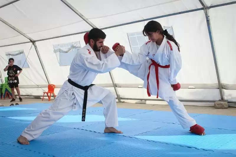 Depremzede Sporcu, Balkan Çocuklar Karate Şampiyonası'nda Madalya Peşinde Koşacak