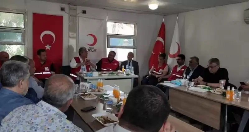 KIZILAY GENEL MERKEZ YÖNETİCİLERİNDEN HATAY'A ZİYARET