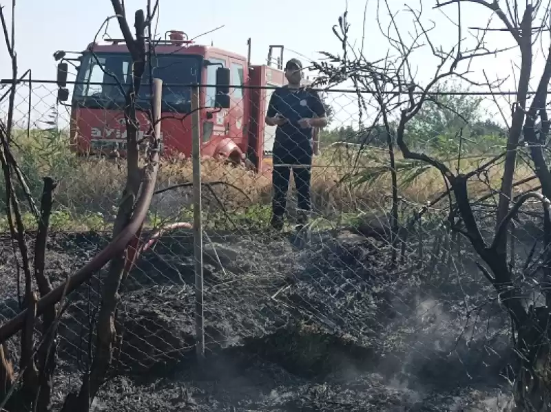 Hatay'da Narenciye Bahçesinde çıkan Yangın Söndürüldü