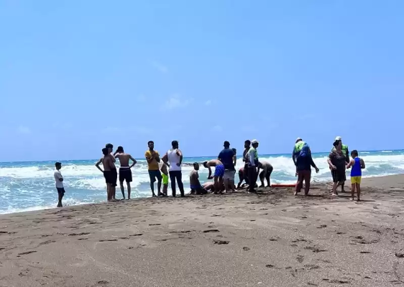 Hatay'da Akıntıya Kapılan 2 Oğlunu Kurtarmak Isteyen Baba Boğuldu