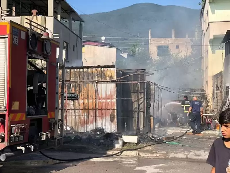 Konteynırda Yangın çıktı, Korkuttu