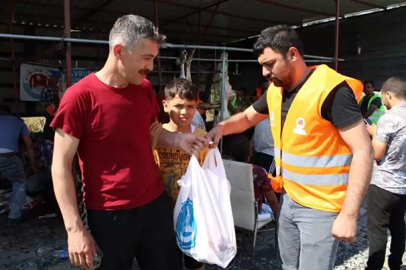 Ülkü Ocakları Hatay'da Depremzedeler Için 300 Kurban Kesti