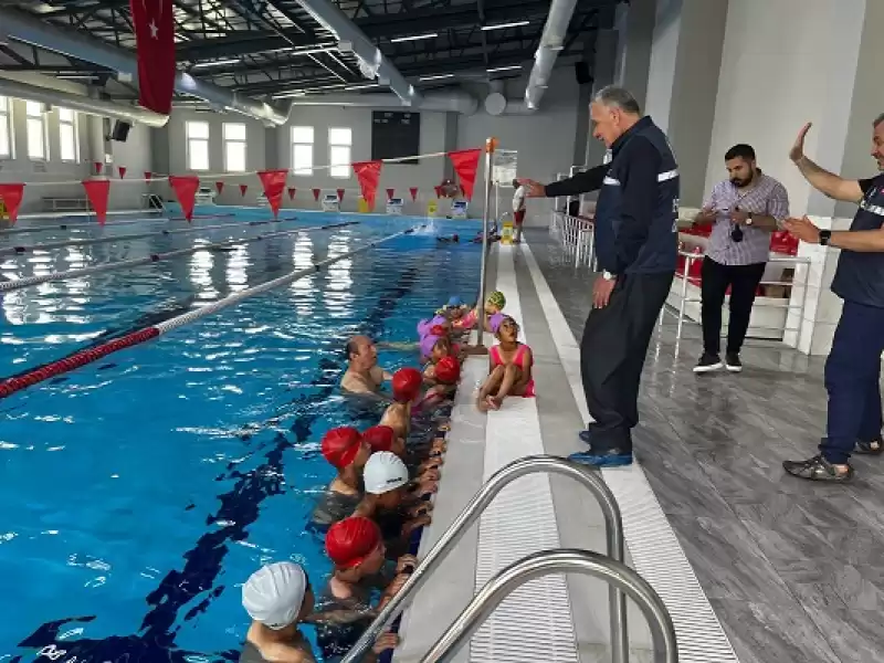 Başkan Yılmaz Depremin Yaralarını Sporla Iyileştiriyor