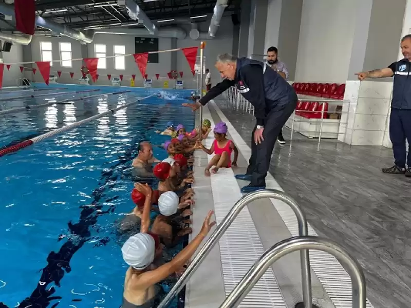 Başkan Yılmaz Depremin Yaralarını Sporla Iyileştiriyor