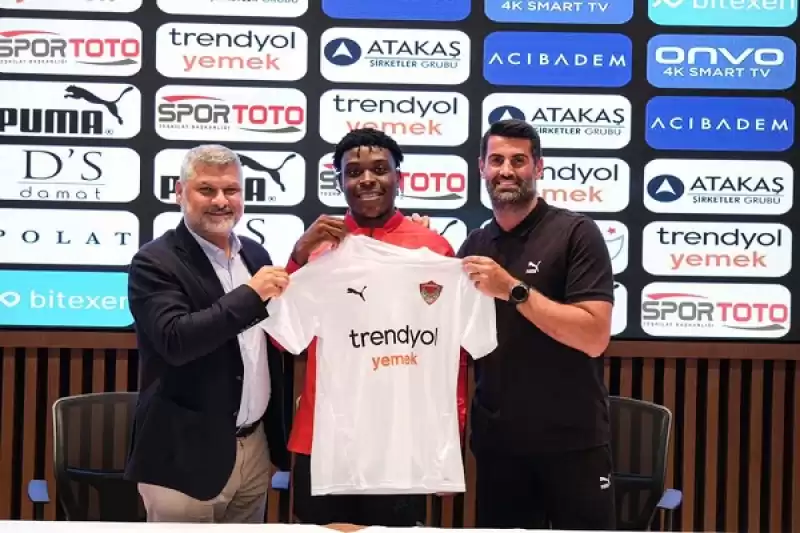 Hatayspor Orta Saha Oyuncusu Fisayo Dele Bashiru'yu Transfer Etti