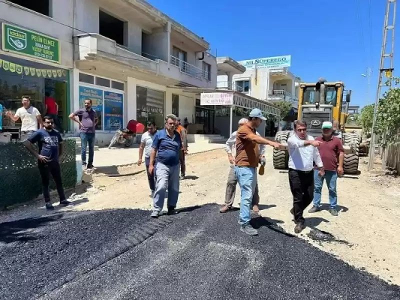 Samandağ'da Deprem Sonrası çöken Yollar Asfaltlanıyor