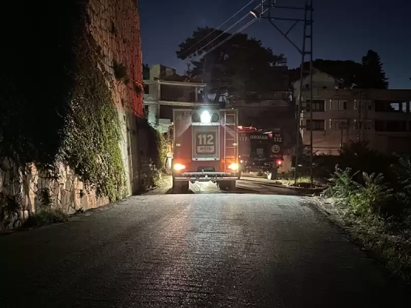  Hatay'ın Belen Ilçesinde Dün çıkan Orman Yangınına Müdahale Sürdü