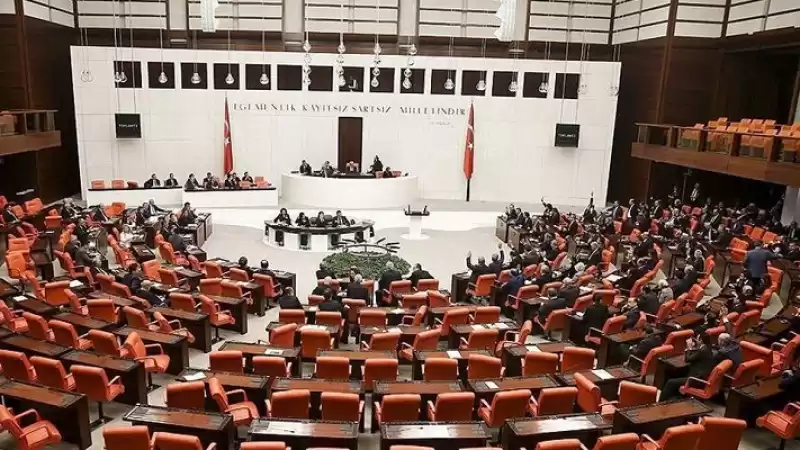 11 Hatay Milletvekili Tek Yumruk Olmadığı Sürece 'Hatay özel Afet Bölgesi' Olmaz