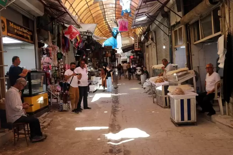 Hatay'da Tarihi Uzun Çarşı Esnafı Gelecekten Umutlu