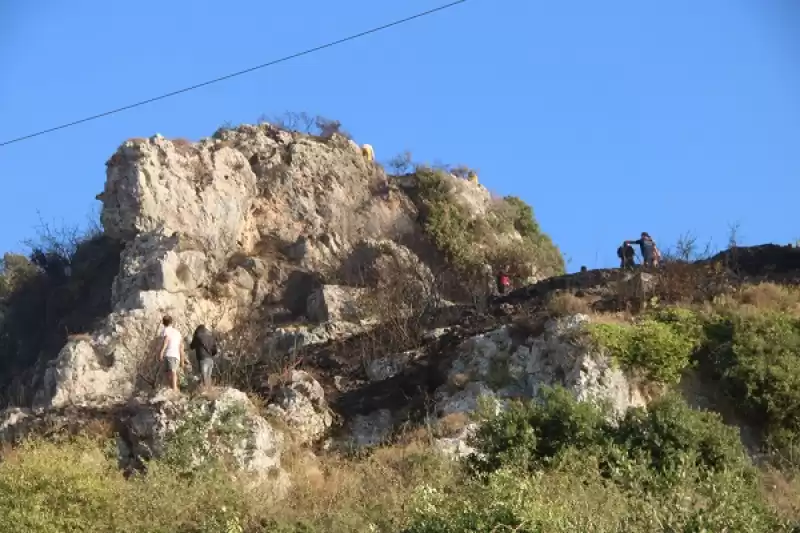 Hatay'da Makilik Alanda çıkan Yangın Kontrol Altına Alındı