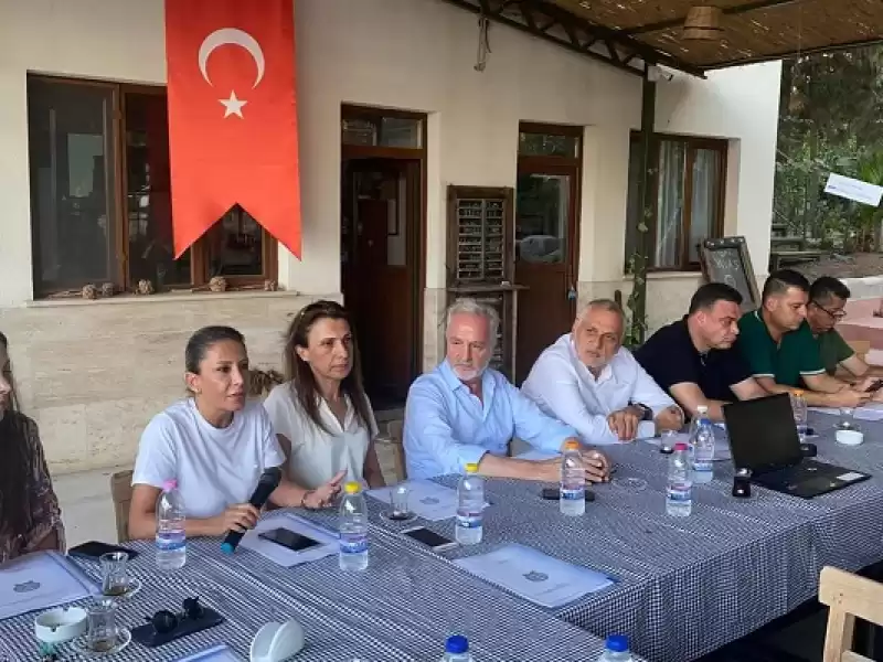 Hatay Için Izlenebilecek Yol Haritası Görüşüldü