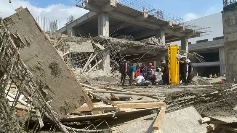 Hatay'da Inşaata Beton Dökümü Sırasında çökme Sonucu 4 Işçi Yaralandı