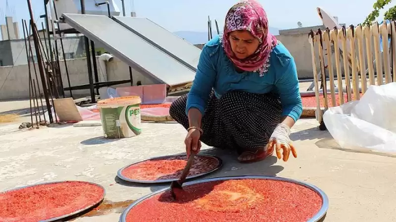 Hatay'ın Ev Yapımı Biber Salçası Bu Yıl Fiyatı Rekor Kırdı