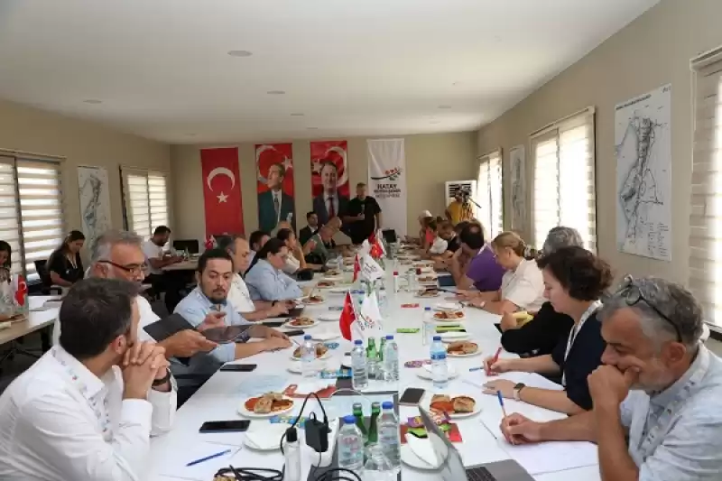 Hatay’da 12 üniversitenin Katıldığı Bilimsel Danışma Toplantısı Sonuç Bildirgesi Yayınlandı