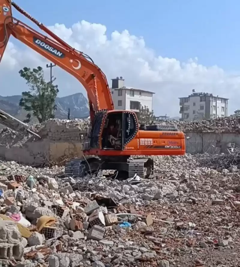 Hem çocuğun Güvenliği Tehlikede Hem De Sorumsuzluk