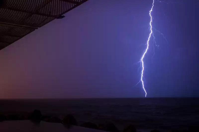 İskenderun Körfezi'nde şimşek