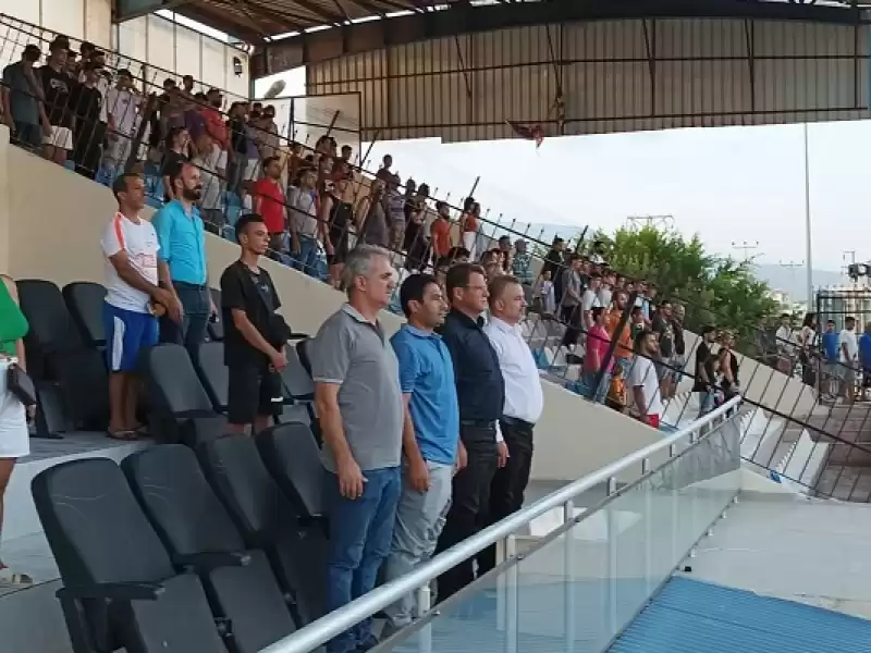 SAMANDAĞ’DA FUTBOL ŞÖLENİ BAŞLADI